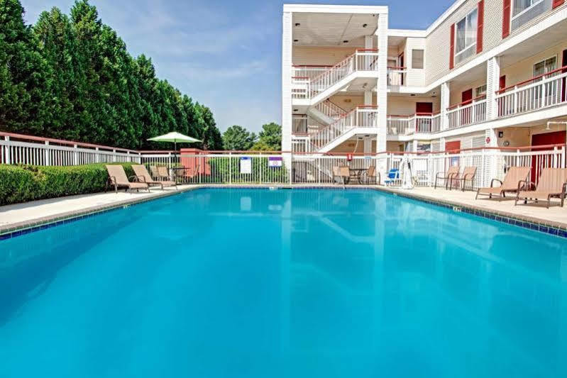 Days Inn By Wyndham Marietta-Atlanta-Delk Road Экстерьер фото